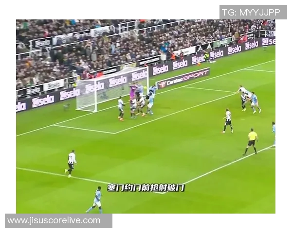 欧联杯激战莱比锡3-0曼城帽子戏法引争议判罚全场沸腾