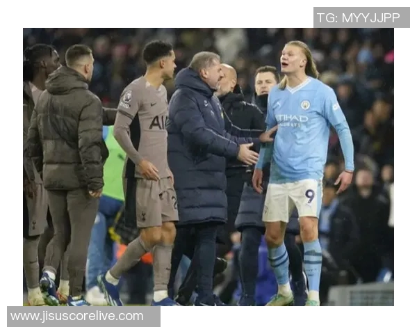 足总杯惊心动魄波尔图逆转热刺乌龙球引发争议判罚全场沸腾