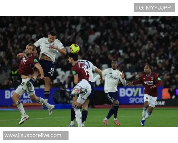 足总杯精彩对决那不勒斯大胜多特蒙德神扑瞬间成比赛转折点