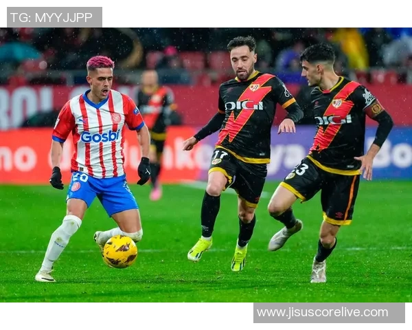 德甲赛场惊现冷门马竞逆转巴萨引发转会热议